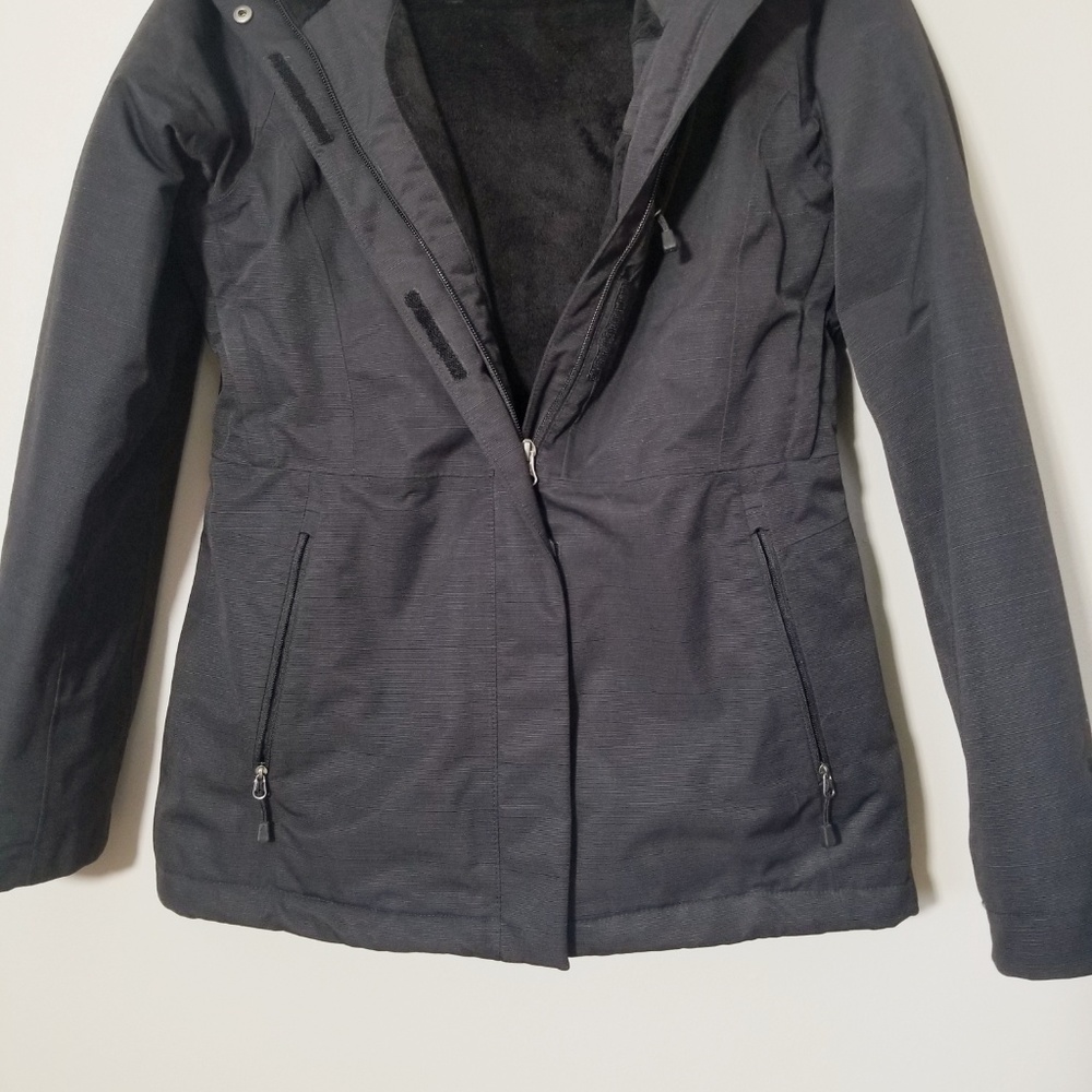 The North Face Inlux Insulated Hooded Jacket - Picture 5 of 8